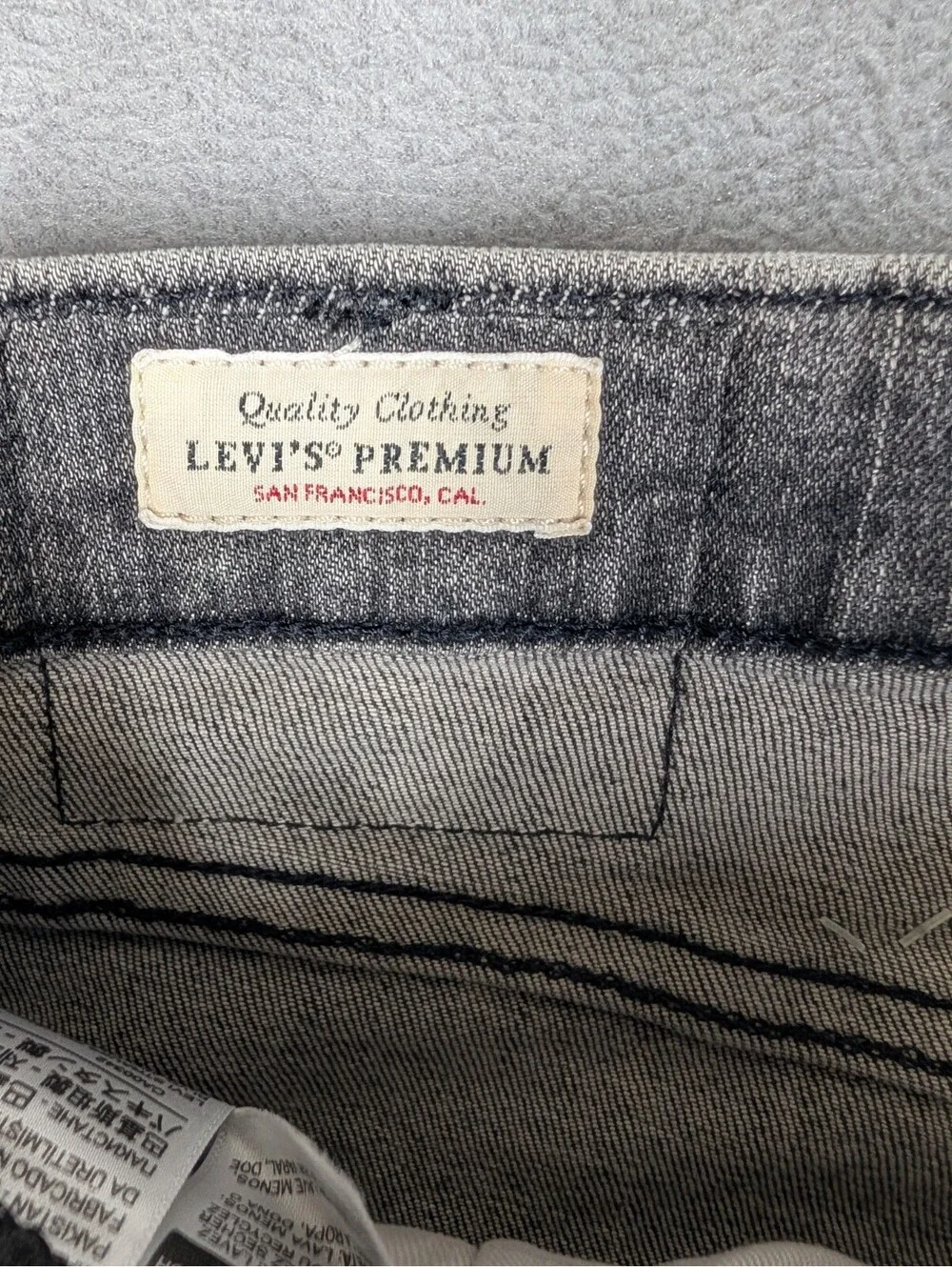 Levis Premium 512 Mens 33X32 Gray Slim Taper Stretch Denim Jeans Casual Pants